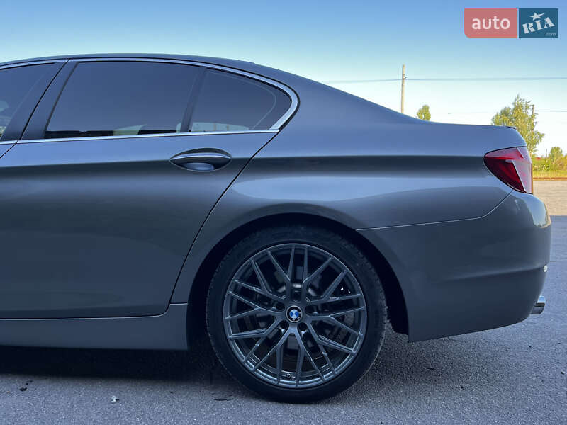 Седан BMW 5 Series 2010 в Вінниці