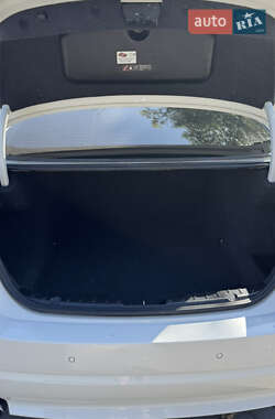 Седан BMW 5 Series 2011 в Львове