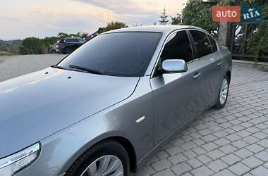 Седан BMW 5 Series 2005 в 