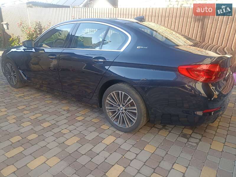 Седан BMW 5 Series 2018 в Днепре фото 36 Седан BMW 5 Series 2018 в Днепре