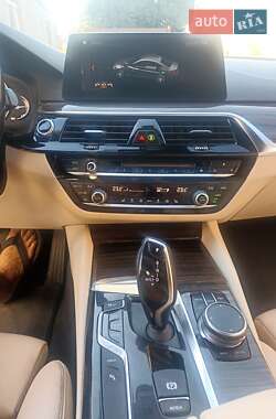 Седан BMW 5 Series 2018 в Днепре
