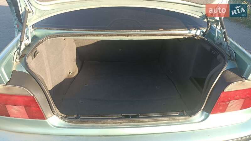 Седан BMW 5 Series 2000 в Баре фото 6 Седан BMW 5 Series 2000 в Баре