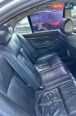 Седан BMW 5 Series 2000 в 