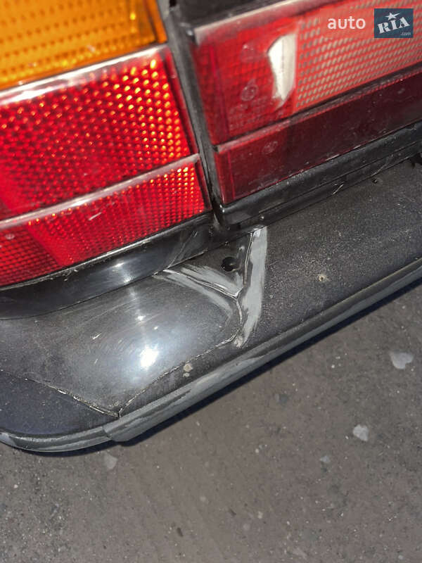 Седан BMW 5 Series 1995 в Чернівцях