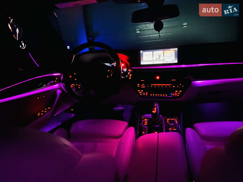 Седан BMW 5 Series 2017 в Вінниці