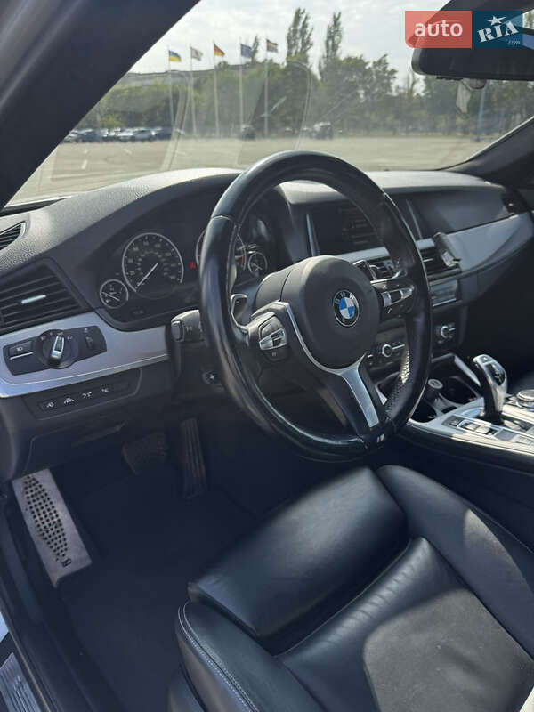 Седан BMW 5 Series 2015 в Дніпрі