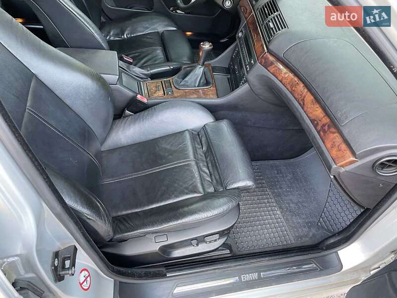 Седан BMW 5 Series 2000 в Киеве фото 3 Седан BMW 5 Series 2000 в Киеве