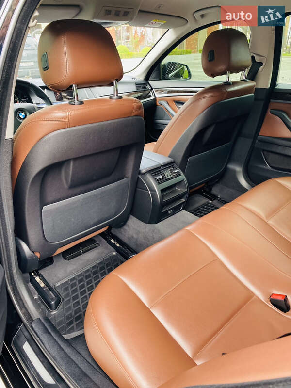 Седан BMW 5 Series 2015 в Киеве