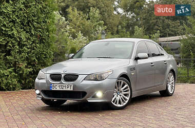 Седан BMW 5 Series 2004 в Жовкве