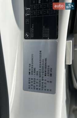 Седан BMW 5 Series 2013 в 