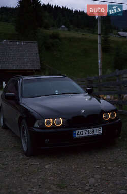 Универсал BMW 5 Series 2003 в Синевире