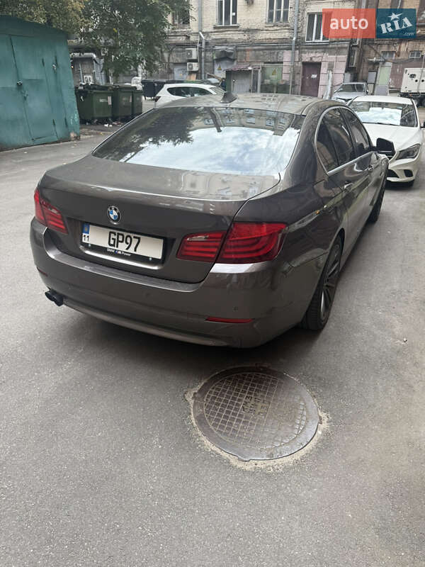 Седан BMW 5 Series 2013 в Киеве фото 4 Седан BMW 5 Series 2013 в Киеве