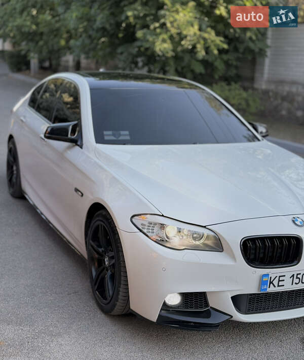 Седан BMW 5 Series 2012 в Дніпрі