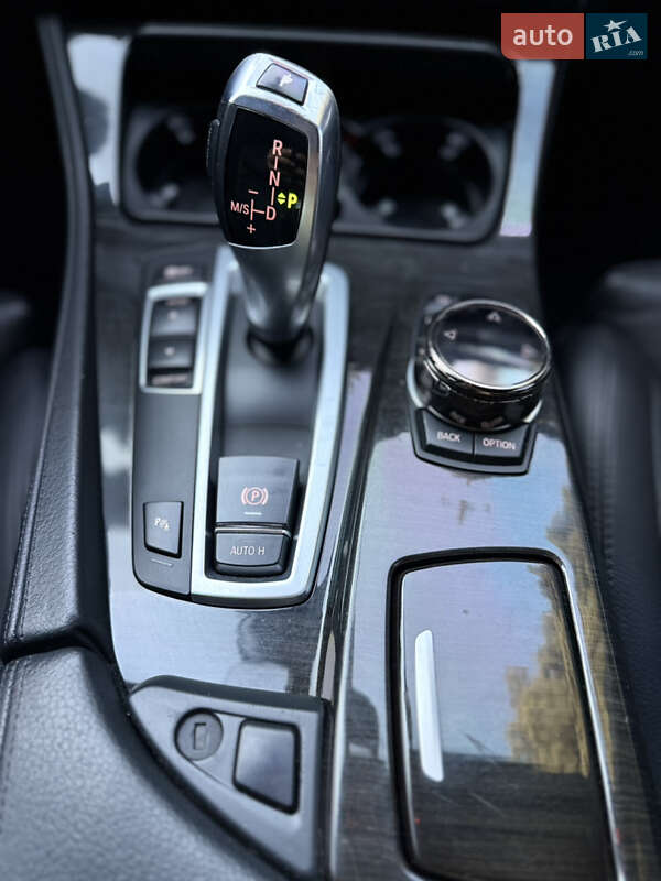 Седан BMW 5 Series 2012 в Дніпрі