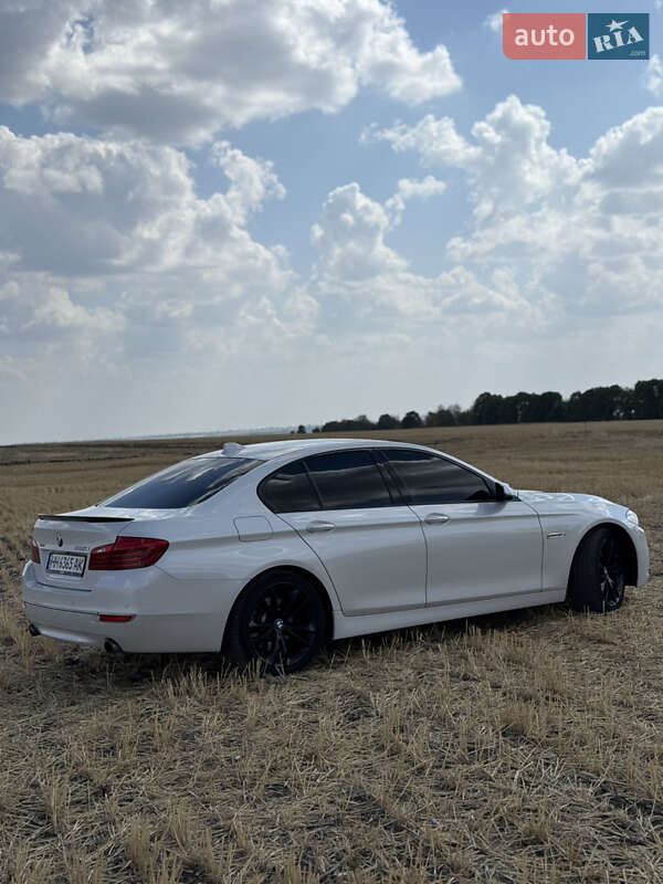 Седан BMW 5 Series 2016 в Балті