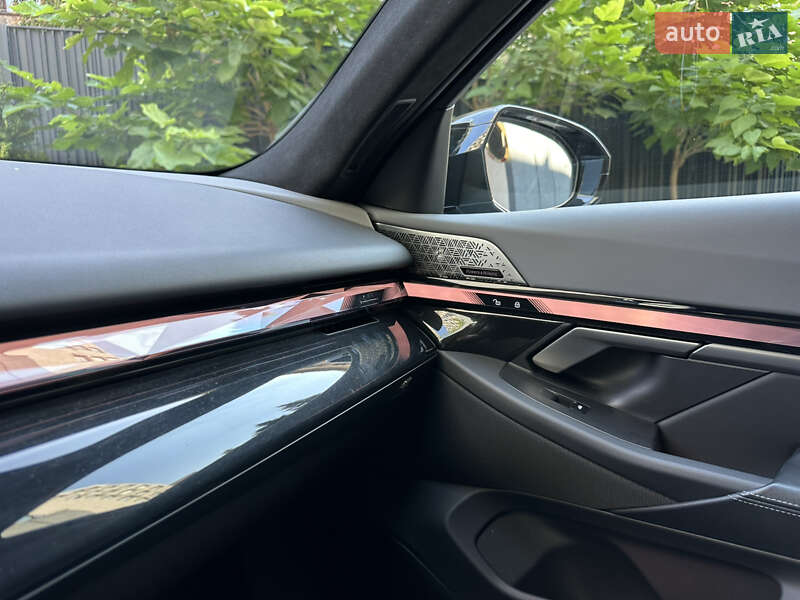 Седан BMW 5 Series 2024 в Киеве фото 12 Седан BMW 5 Series 2024 в Киеве