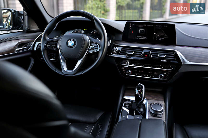 Седан BMW 5 Series 2017 в Ивано-Франковске фото 24 Седан BMW 5 Series 2017 в Ивано-Франковске