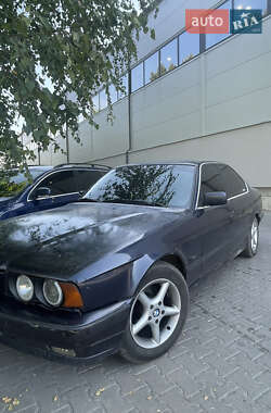 Седан BMW 5 Series 1994 в Ровно