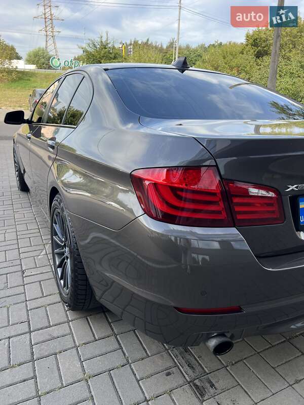 Седан BMW 5 Series 2012 в Києві