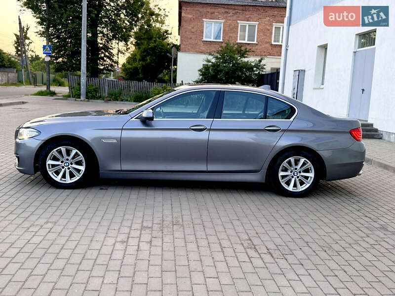 Седан BMW 5 Series 2015 в Житомире