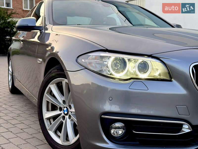 Седан BMW 5 Series 2015 в Житомире