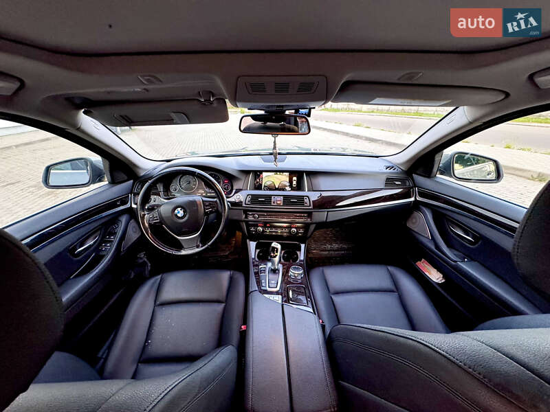 Седан BMW 5 Series 2015 в Житомире