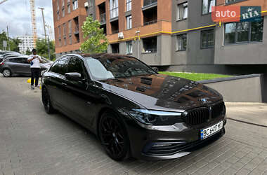 Седан BMW 5 Series 2017 в Львове