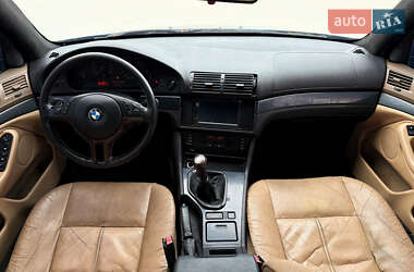 Седан BMW 5 Series 2001 в 