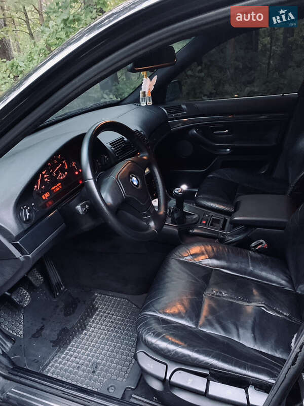 Седан BMW 5 Series 1996 в Ровно