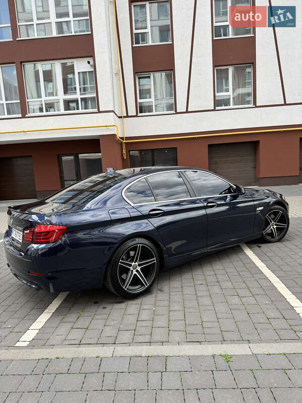 Седан BMW 5 Series 2011 в Ивано-Франковске