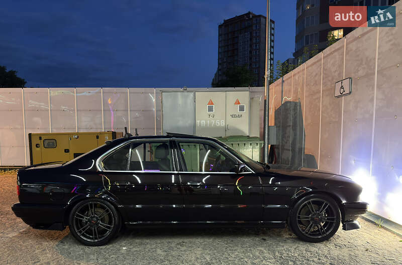 Седан BMW 5 Series 1989 в Києві фото 36 Седан BMW 5 Series 1989 в Києві