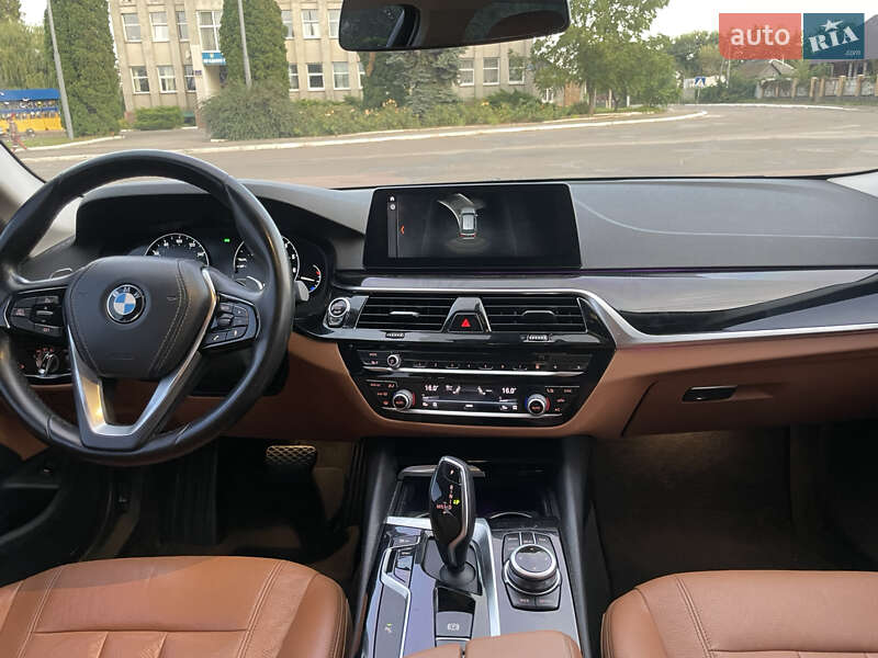 Универсал BMW 5 Series 2018 в Киеве