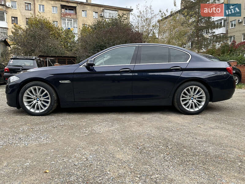 Седан BMW 5 Series 2014 в Івано-Франківську