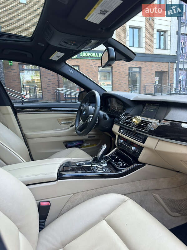 Седан BMW 5 Series 2012 в Коломые