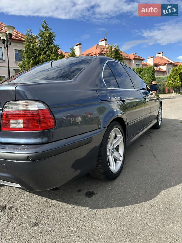 Седан BMW 5 Series 2003 в Шептицькому