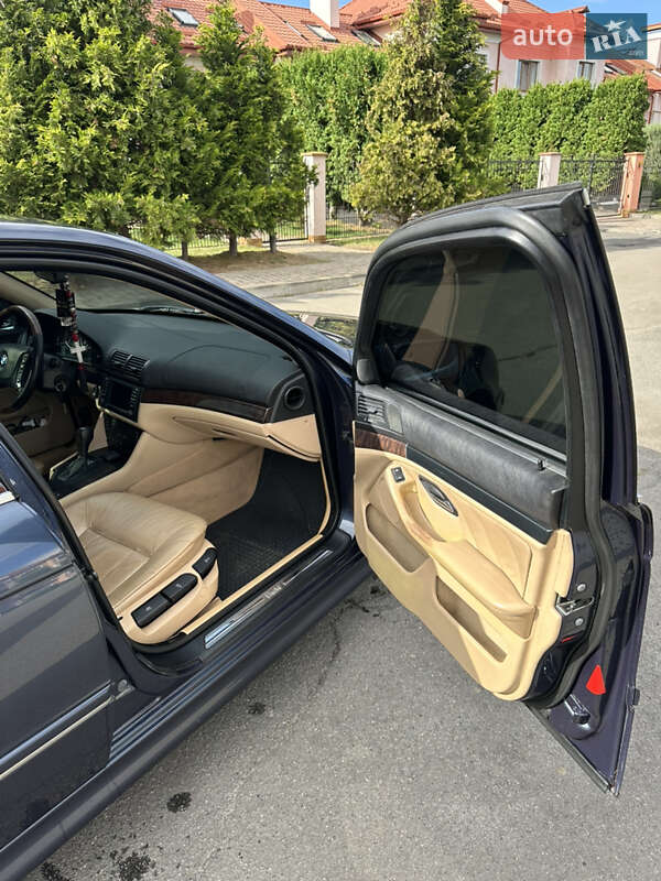 Седан BMW 5 Series 2003 в Шептицькому