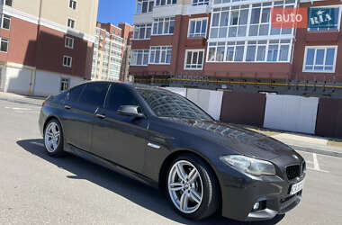 Седан BMW 5 Series 2013 в 