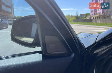 Седан BMW 5 Series 2013 в 