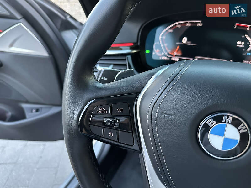 Седан BMW 5 Series 2020 в Мукачево