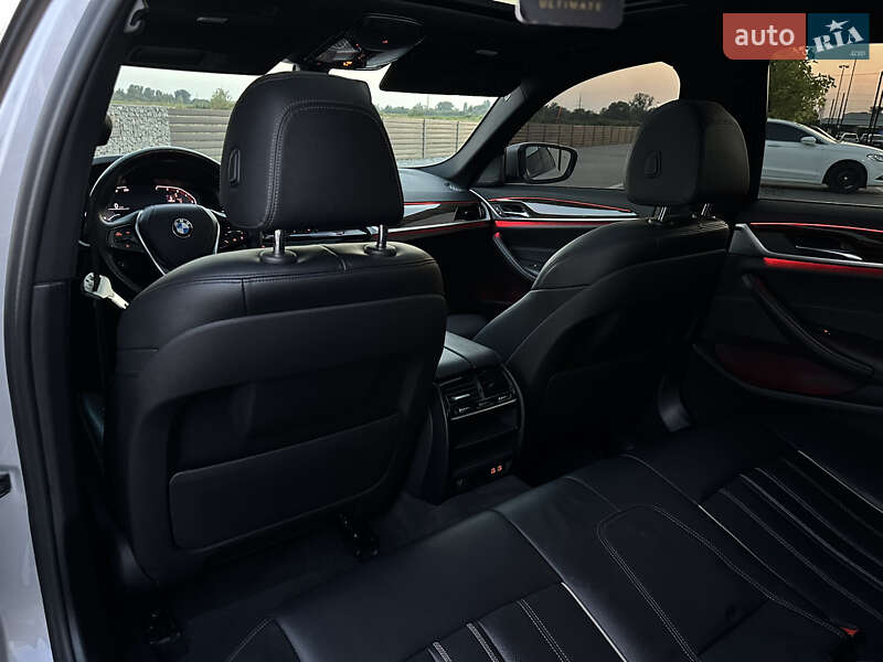 Седан BMW 5 Series 2020 в Мукачево