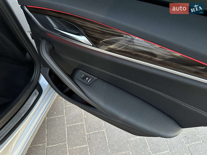 Седан BMW 5 Series 2020 в Мукачево