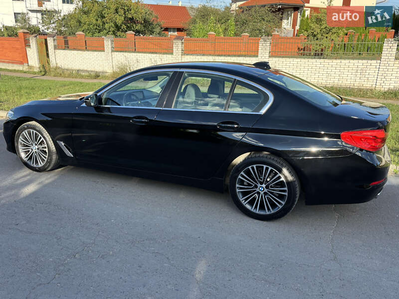Седан BMW 5 Series 2017 в Львове фото 11 Седан BMW 5 Series 2017 в Львове