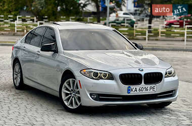 Седан BMW 5 Series 2011 в 
