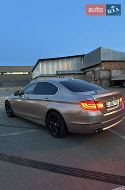 Седан BMW 5 Series 2010 в 