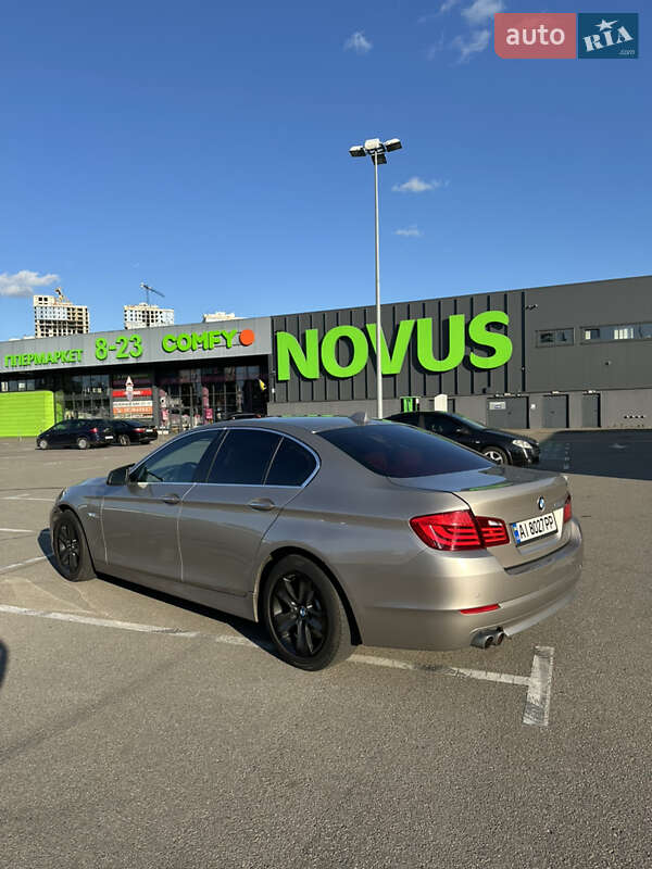 Седан BMW 5 Series 2010 в Киеве