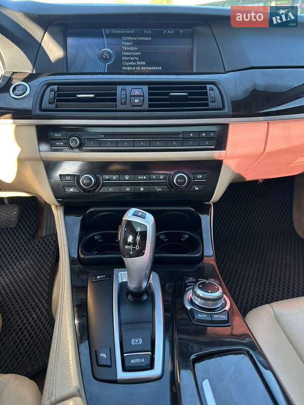 Седан BMW 5 Series 2010 в Киеве