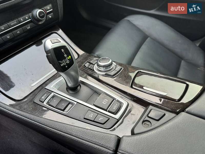 Седан BMW 5 Series 2013 в Луцке