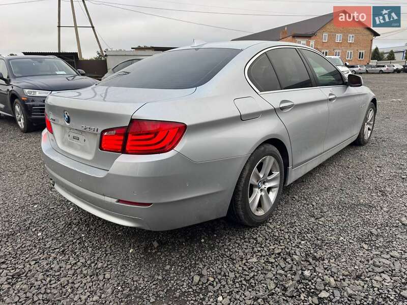 Седан BMW 5 Series 2013 в Луцке