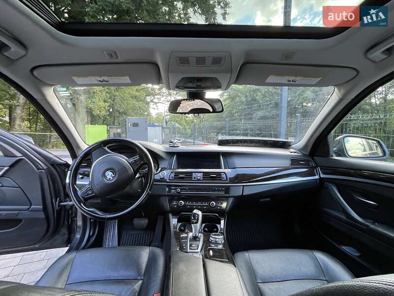 Седан BMW 5 Series 2014 в Львове