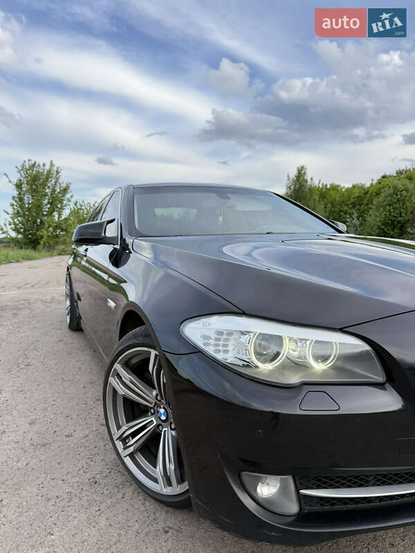 Седан BMW 5 Series 2012 в Киеве